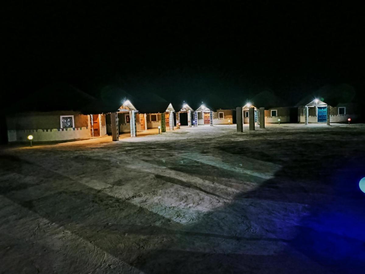Kutir Craft Village Resort Bherandiāla Buitenkant foto