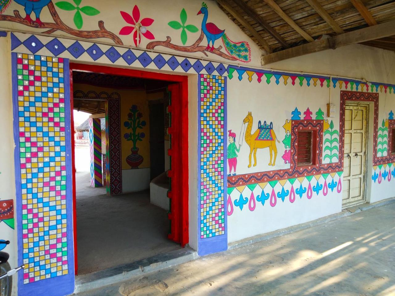 Kutir Craft Village Resort Bherandiāla Buitenkant foto