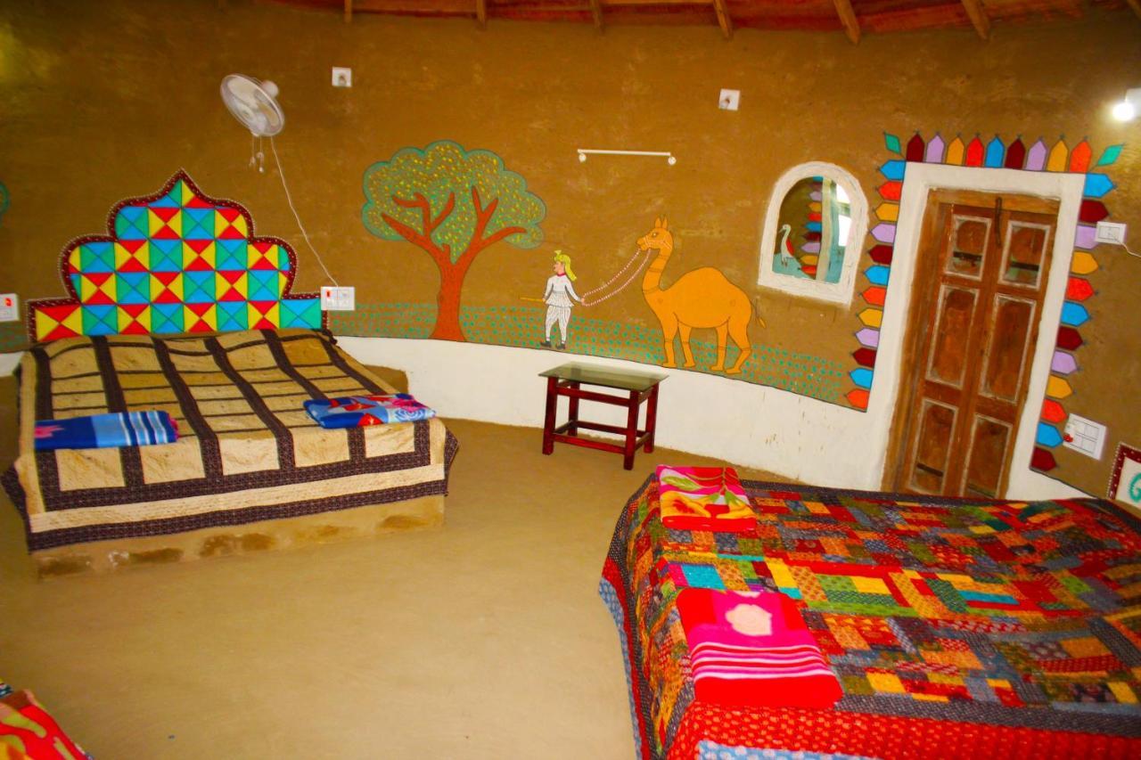 Kutir Craft Village Resort Bherandiāla Buitenkant foto